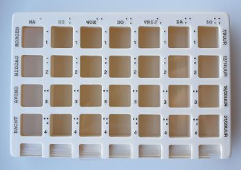 Lifetime pillendoos braille (7 dagen)